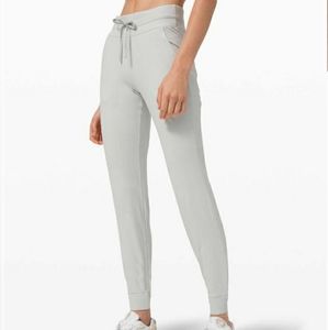 SOLD NWOT Lululemon Ready To Rulu Jogger Vapor